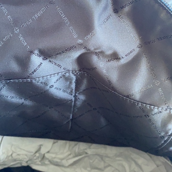 New MICHAEL KORS Large DK BERRY Backpack